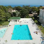 アパートホテル Vacanceole - Les Calanques Du Parc