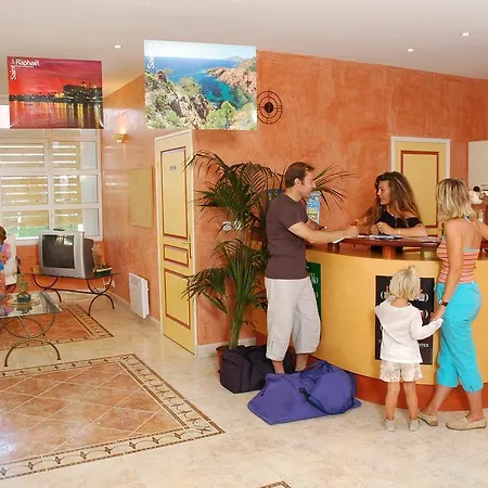 Vacanceole - Les Calanques Du Parc 3*