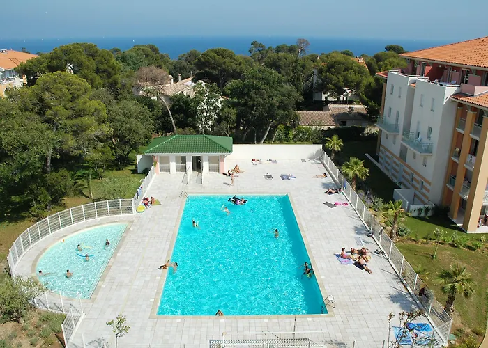 Hotel apartamentowy Vacanceole - Les Calanques Du Parc